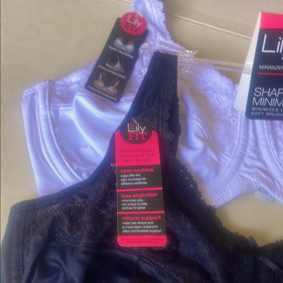 Lilyette Women's White and Black Shaping Minimizer Bras 2 - Picture 4 of 5